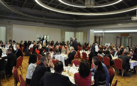 Megtelt a Hotel Magyar Király kupolaterme a VIII. Pedagógusbálon